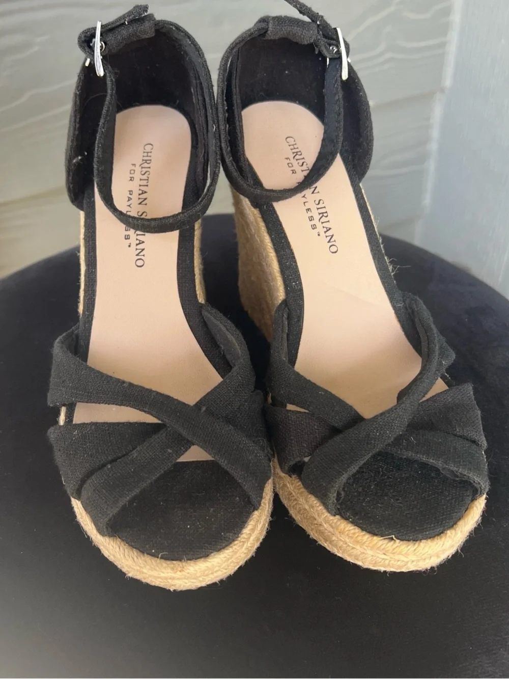 Black strap wedges